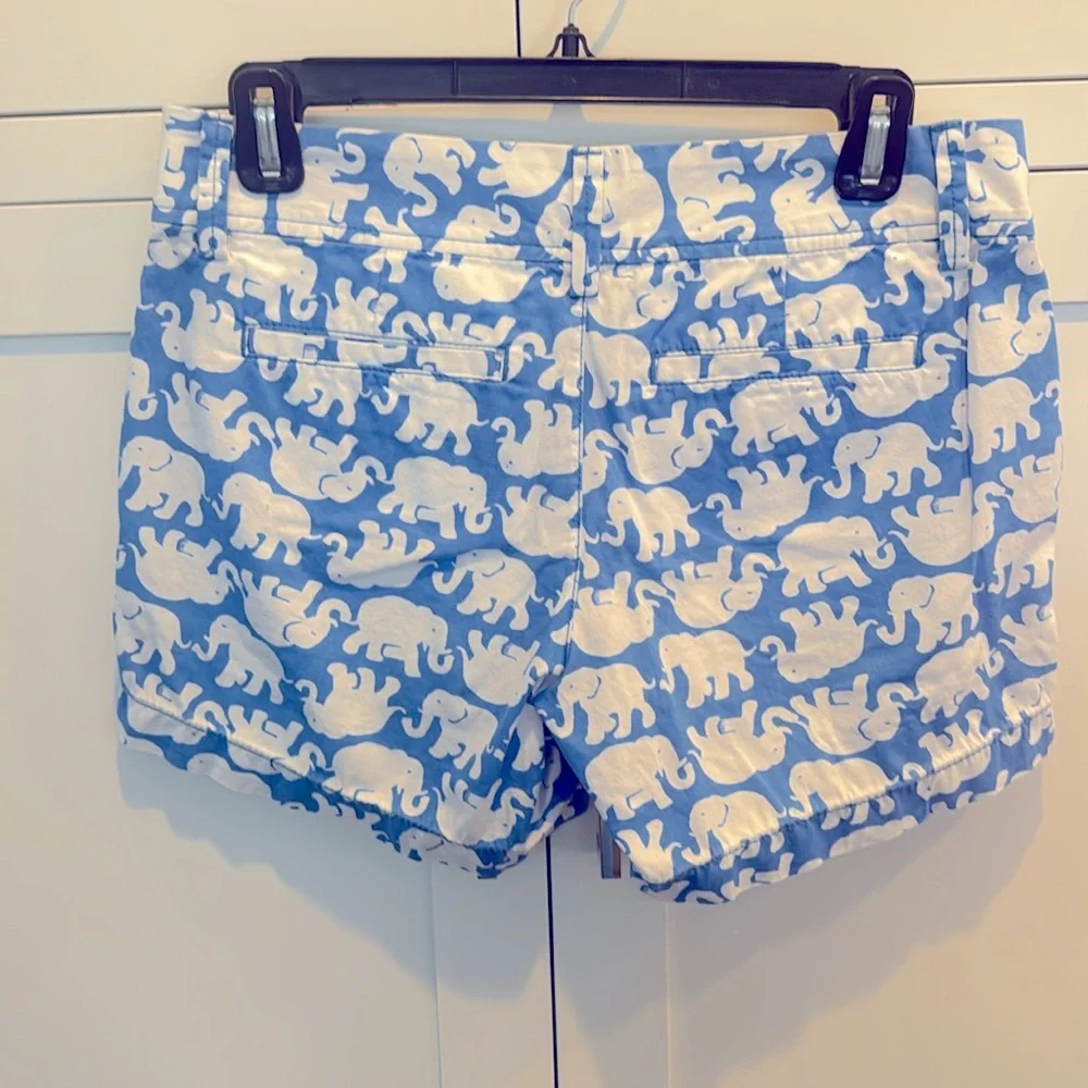 Lilly Pulitzer Blue and White Elephant Print Shorts in Blue Tusk to the Sun Sz 0 - Picture 4 of 7